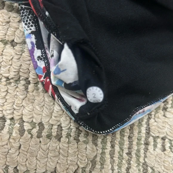 Lululemon sport padded bra size 2 - Picture 5 of 5